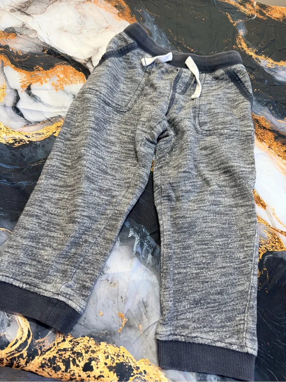 Carter’s pants size 5T kids